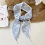 Esarfa din matase fina Cod ESF014DD Alb cu Albastru